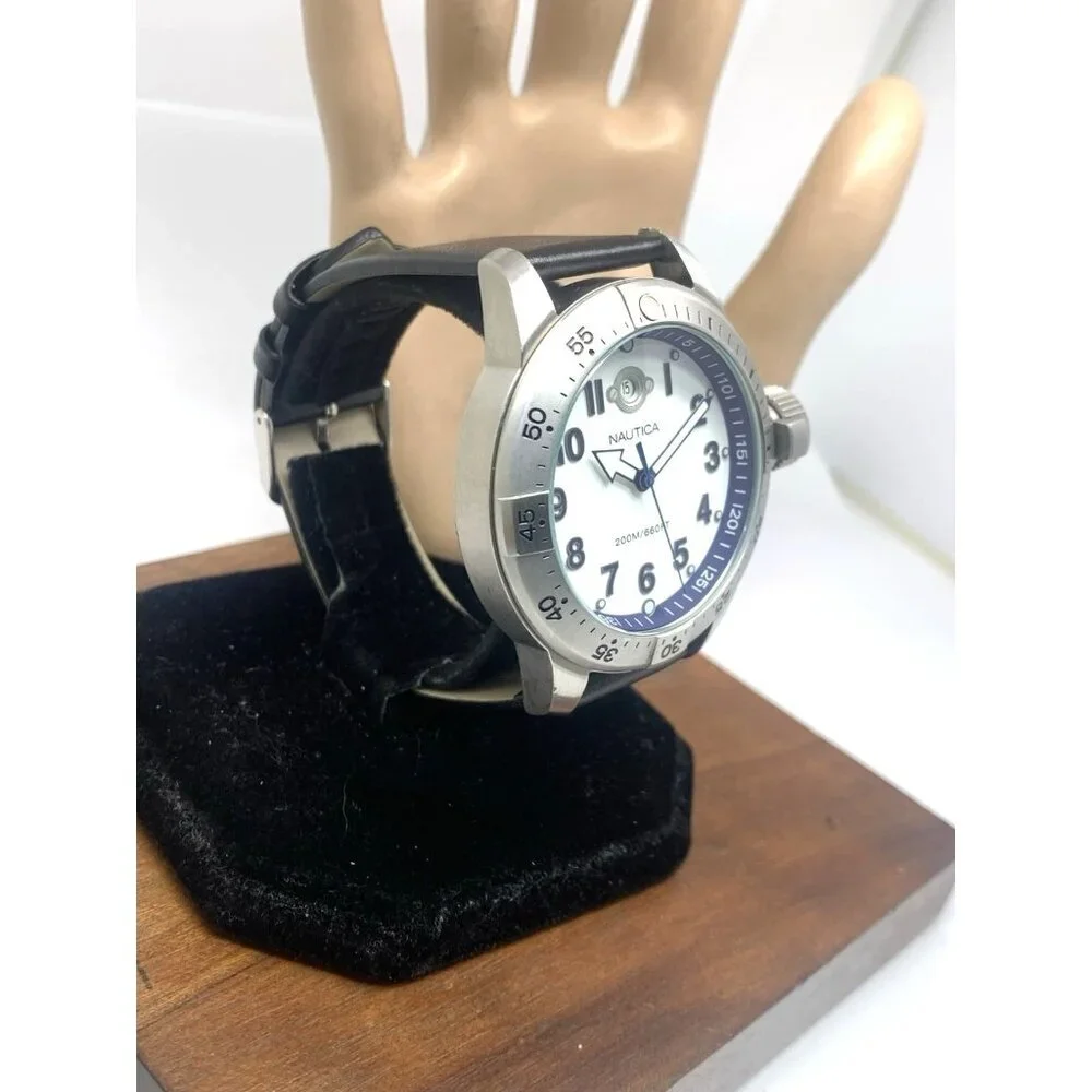 Nautica Men's Watch N14524 Quartz White Dial Date Black Leather Band 46mm